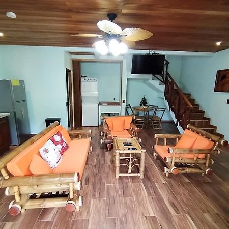 Bungalows Beachfront Hotel Пунта-Ува Экстерьер фото