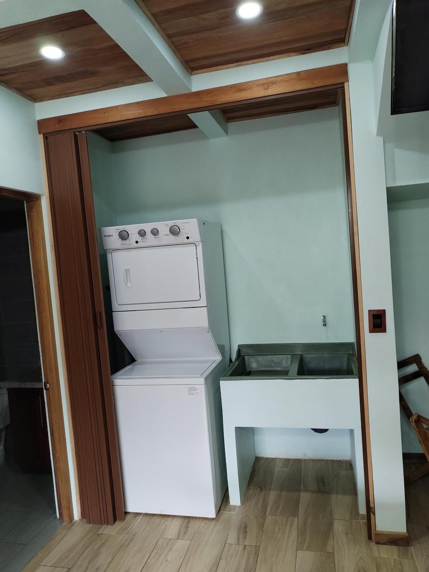 Bungalows Beachfront Hotel Пунта-Ува Экстерьер фото