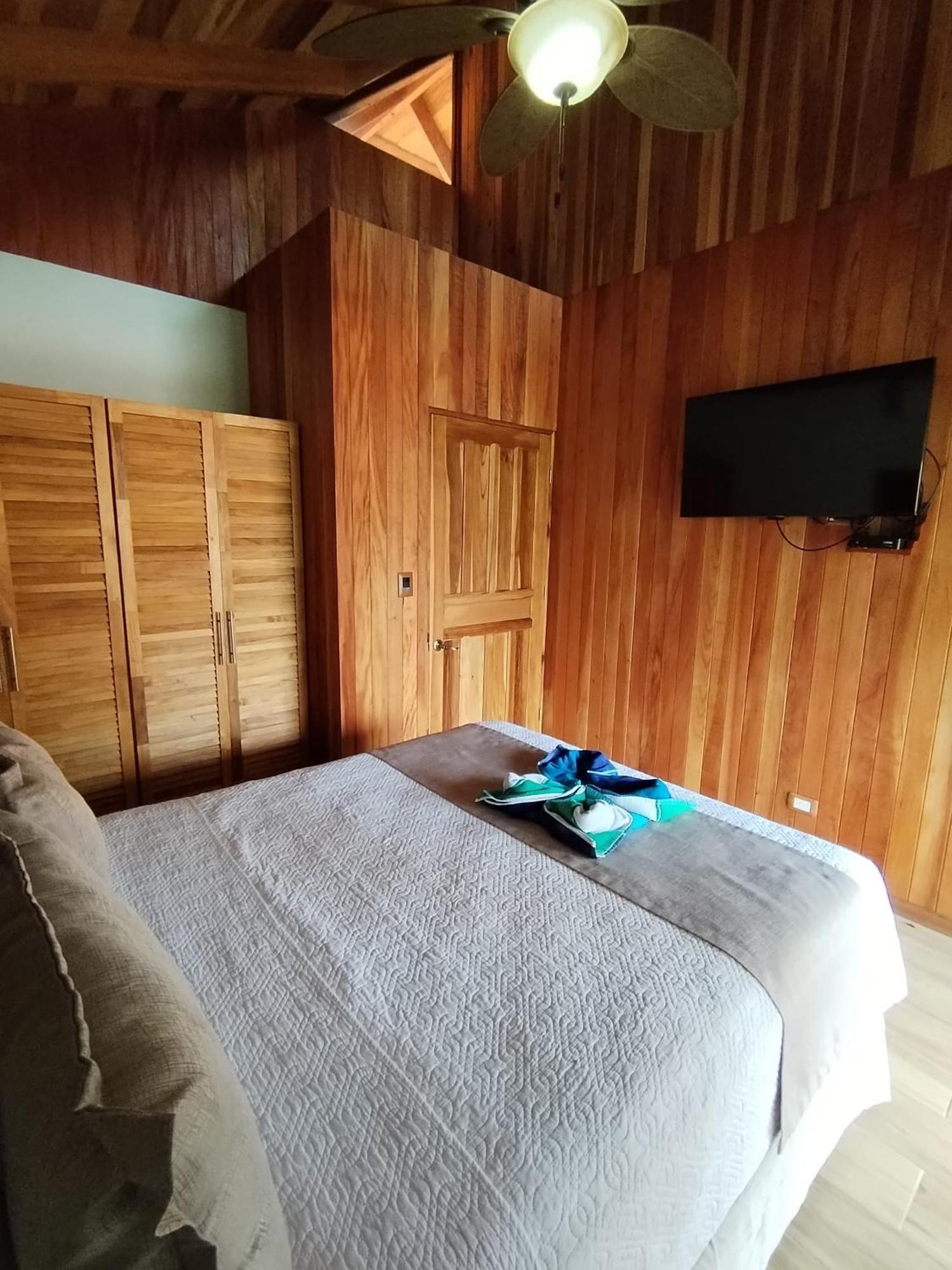 Bungalows Beachfront Hotel Пунта-Ува Экстерьер фото