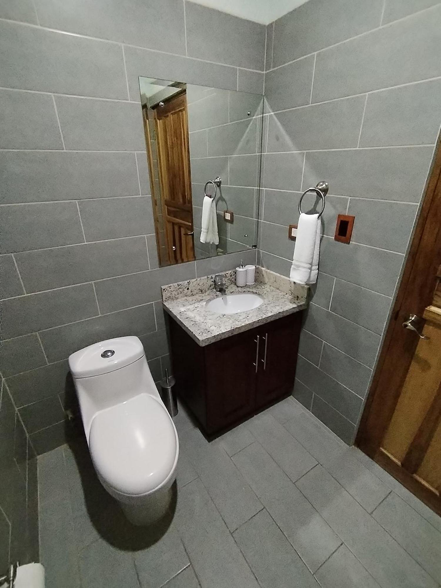 Bungalows Beachfront Hotel Пунта-Ува Экстерьер фото