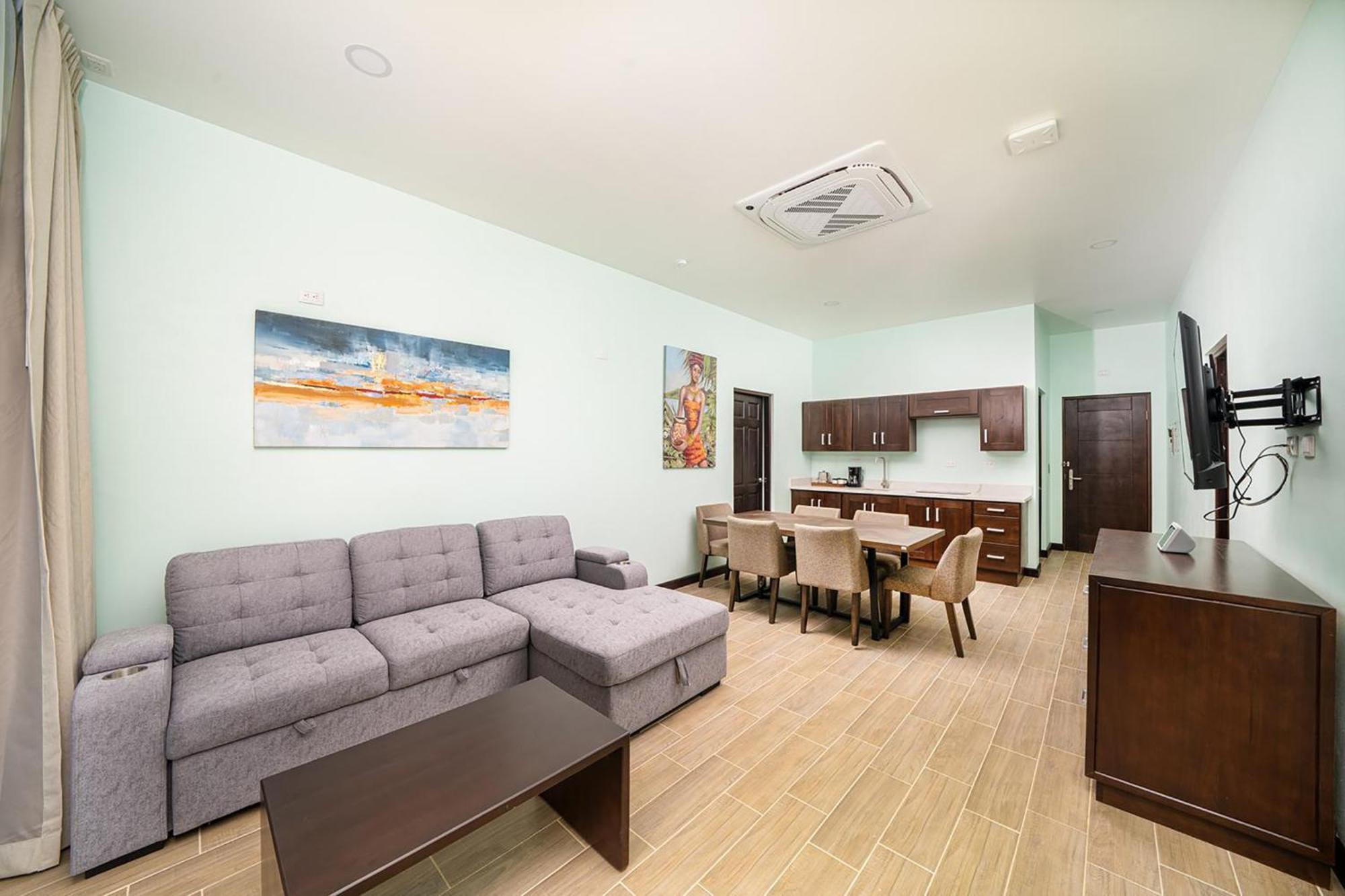 Bungalows Beachfront Hotel Пунта-Ува Экстерьер фото